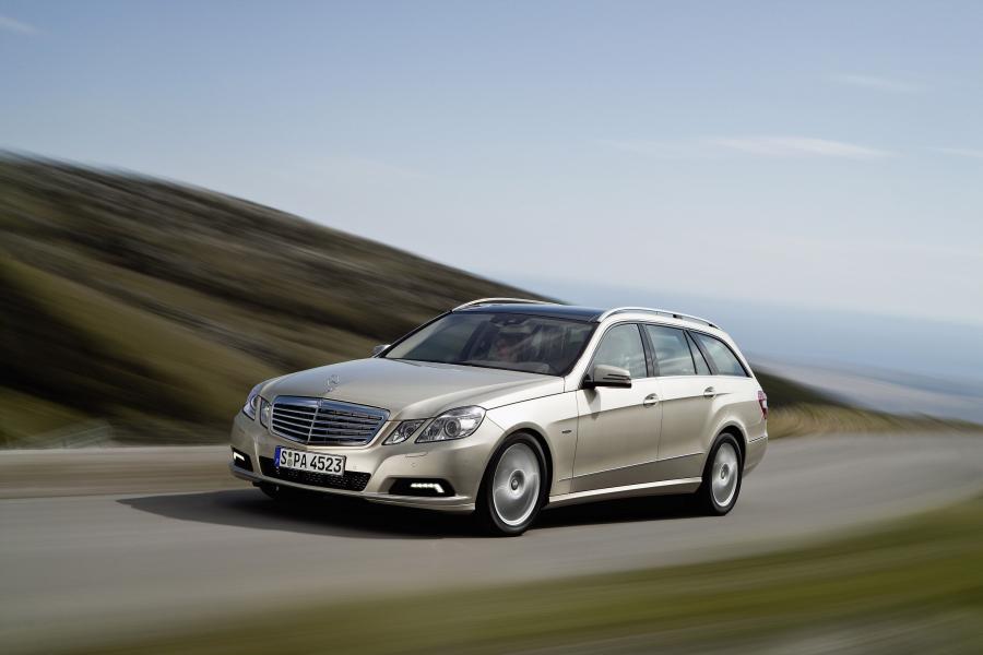  Mercedes-Benz E-Class Estate 2010 года  (фото 40 из 65)